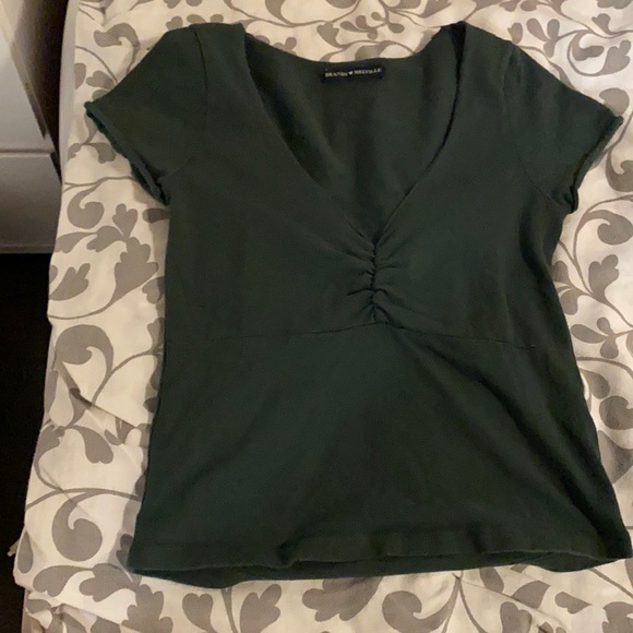 Brandy Melville top green - Picture 1 of 1